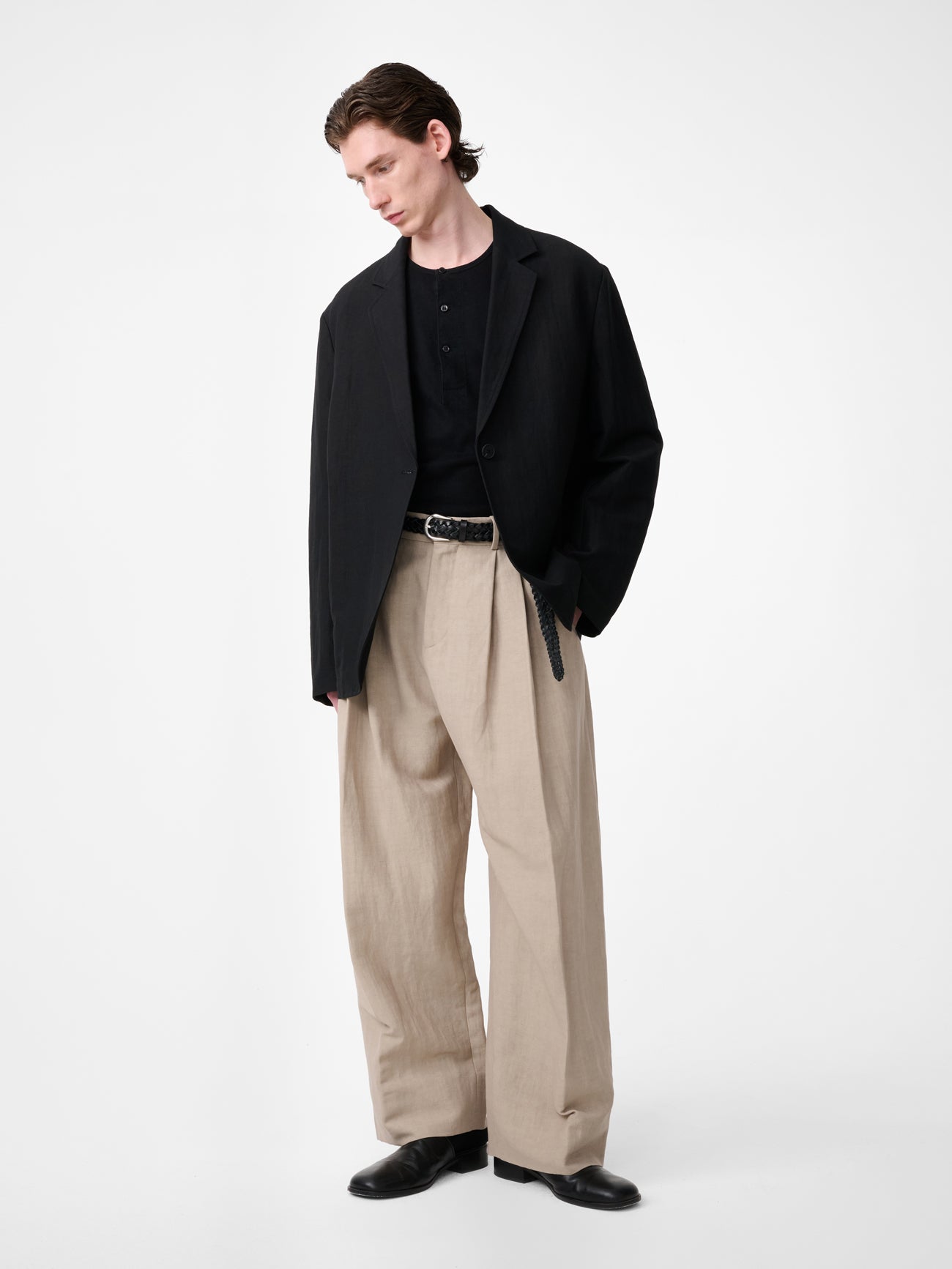 DENISON LINEN JACLET IN BLACK