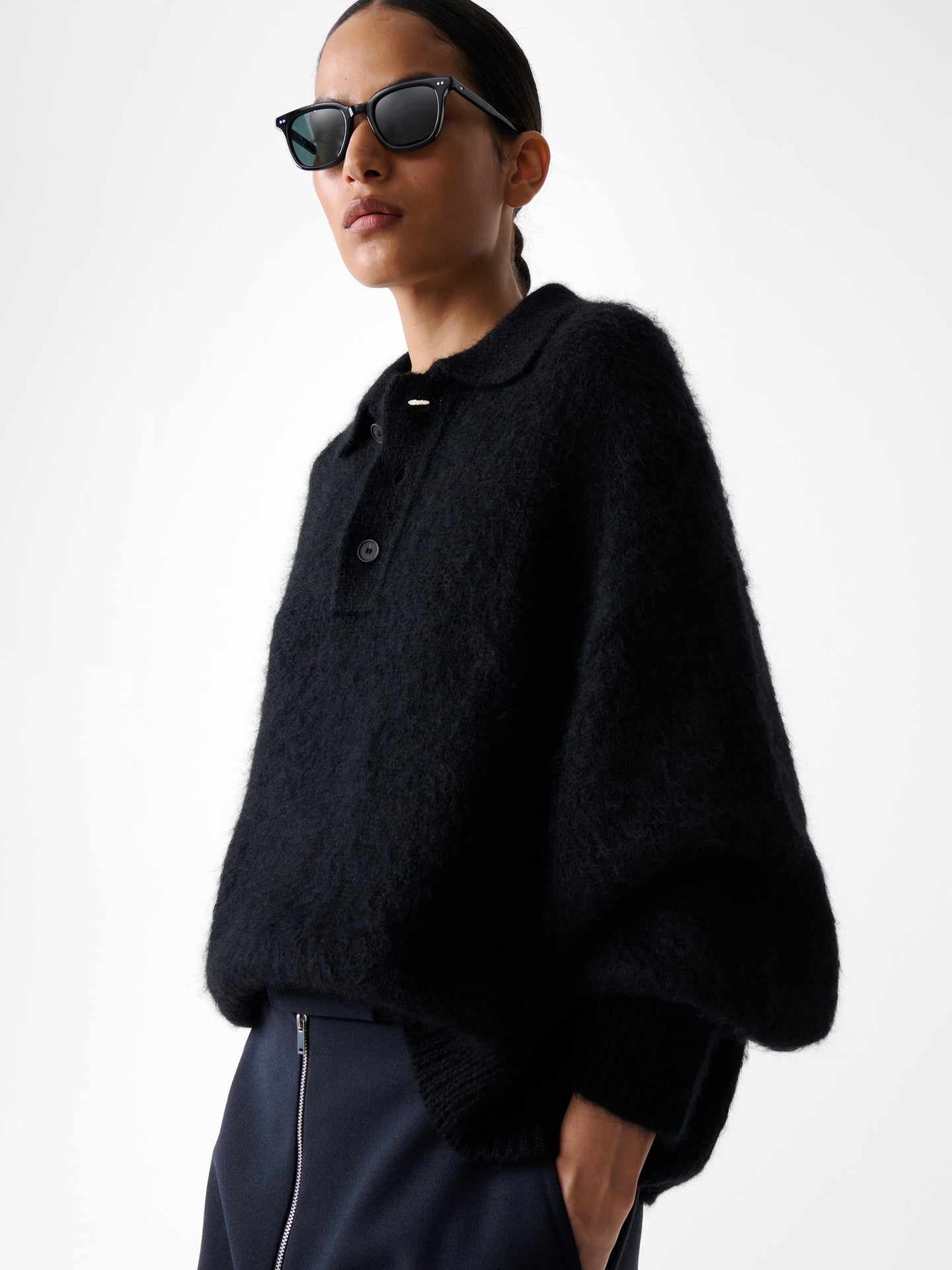 DUNE KNIT IN BLACK