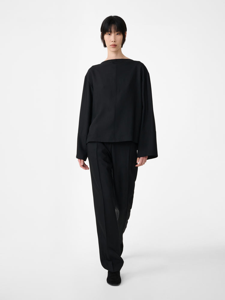 EORSA TOP IN BLACK