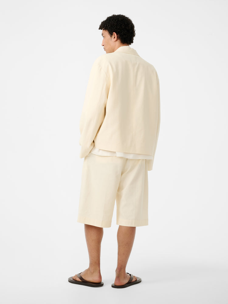 FOWLD SHORT IN ANTIQUE WHITE