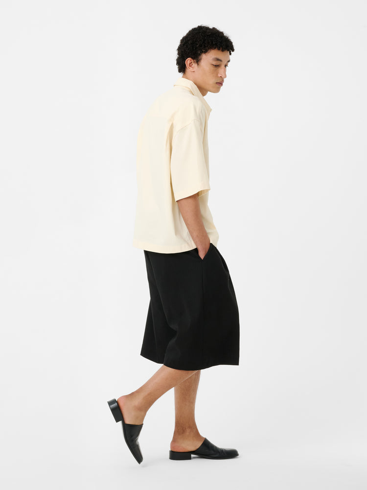 FOWLD SHORT IN BLACK