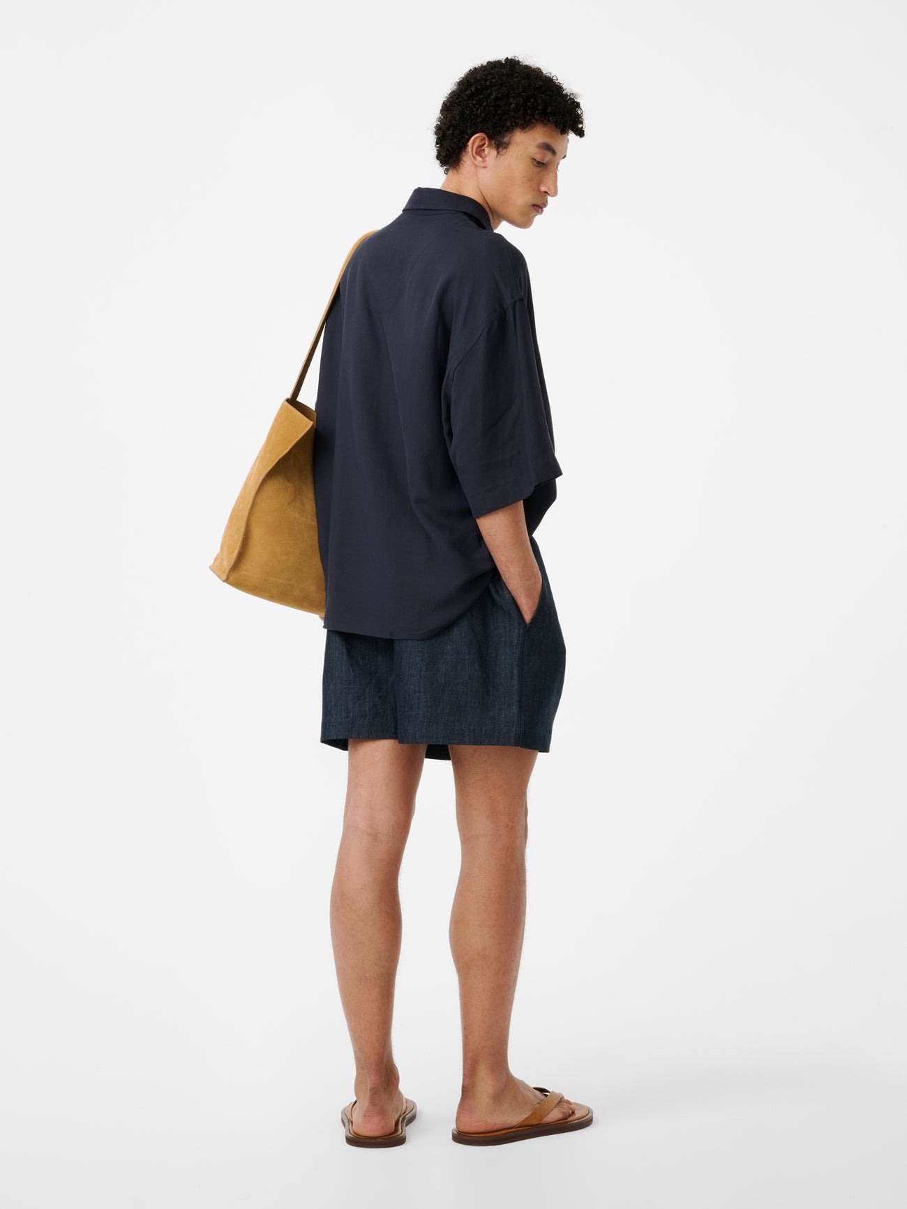 LEMMER SHIRT IN DARKEST NAVY