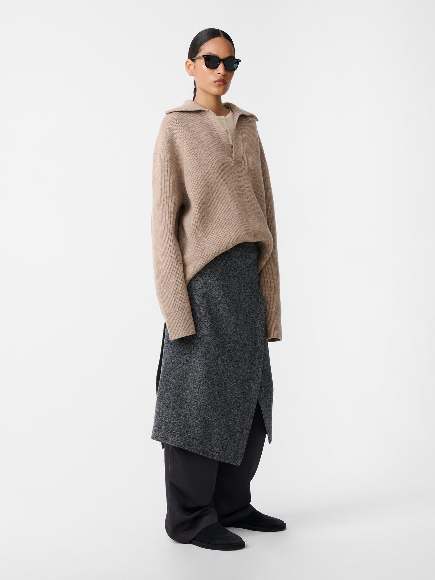 LERRYN SKIRT IN BLACK / WHITE