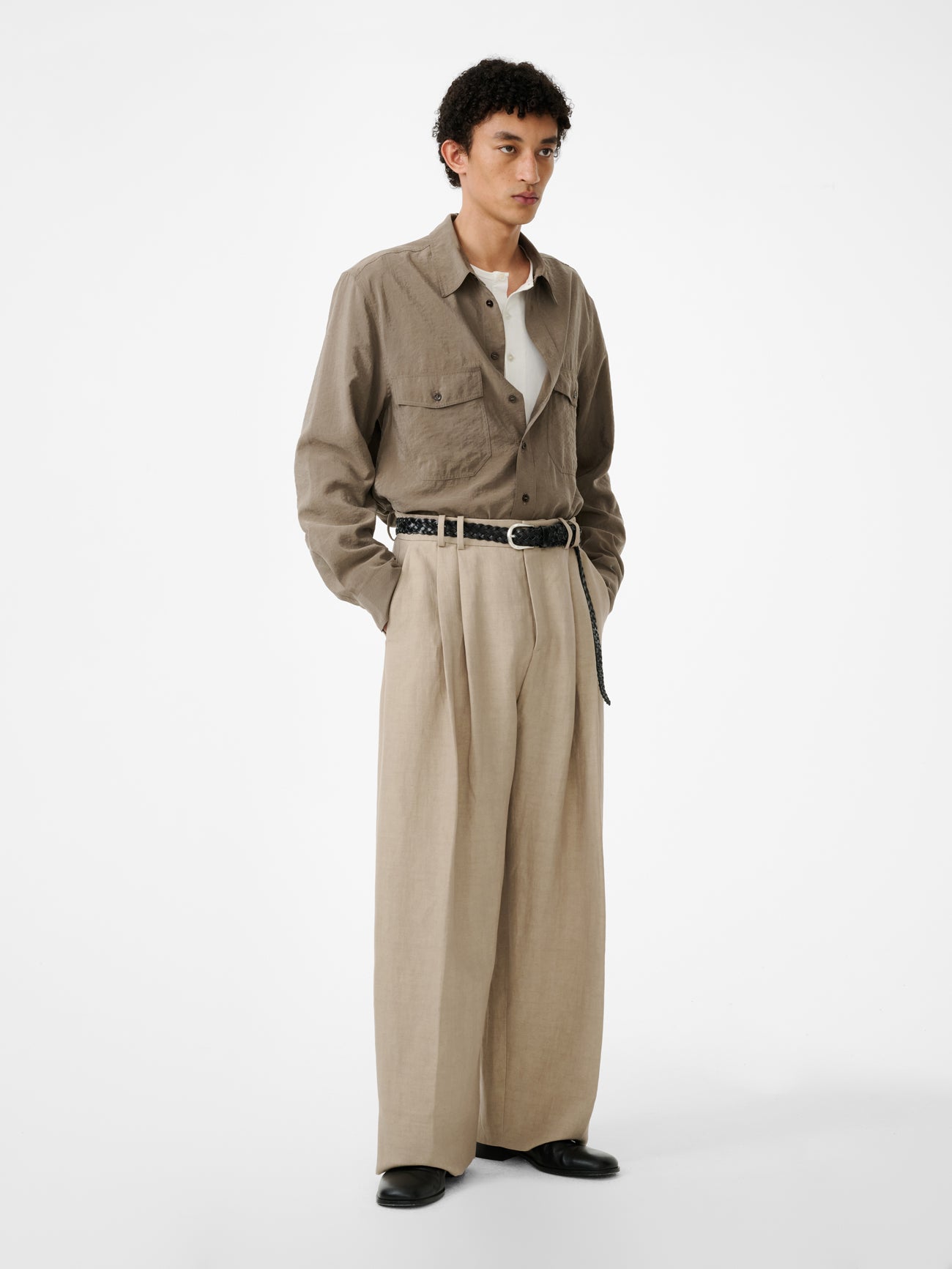 LINE LINEN PANT IN SAND