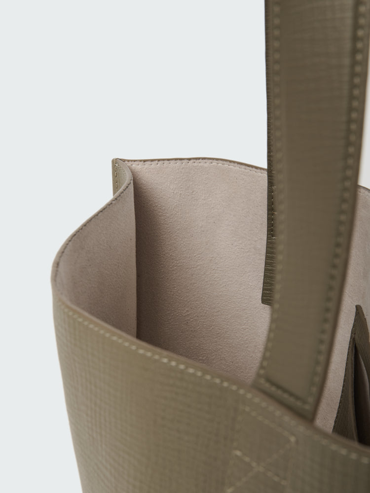 DOUBLET LEATHER MEDI BAG IN ELEPHANT