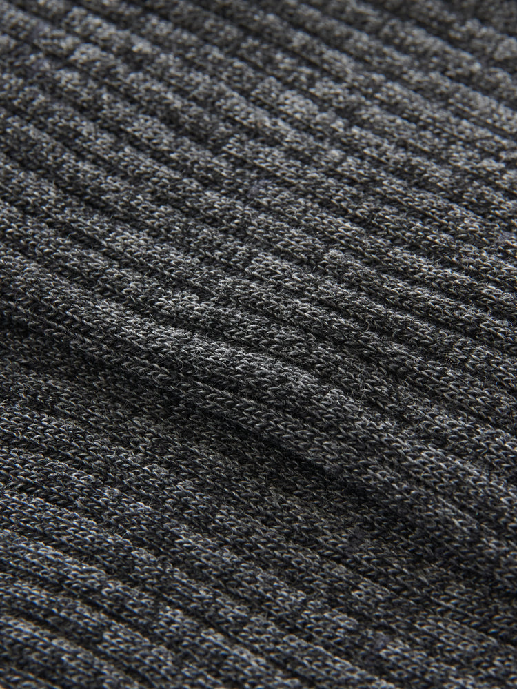 NEFFI SOCKS IN CHARCOAL