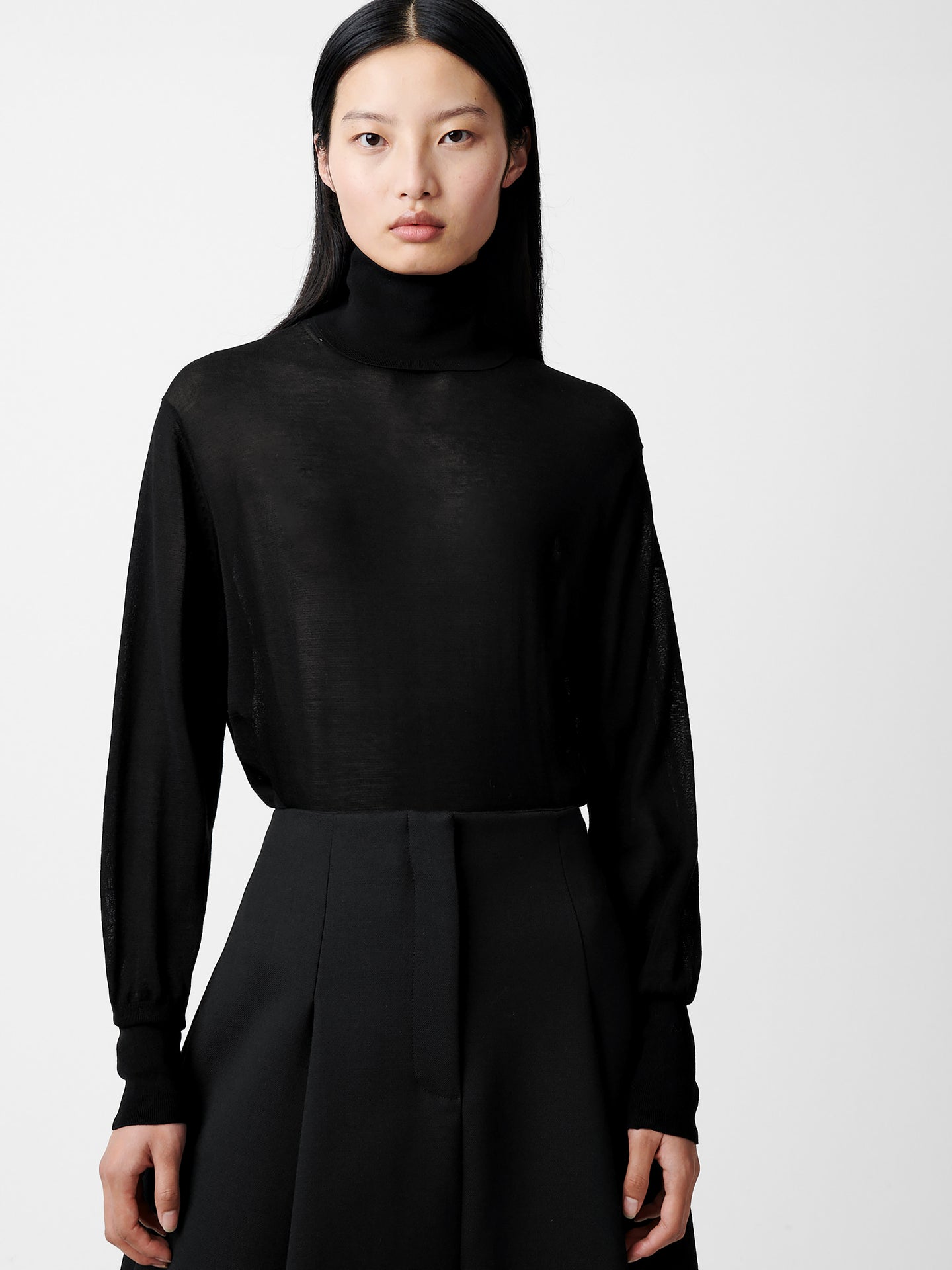 NILO KNIT IN BLACK