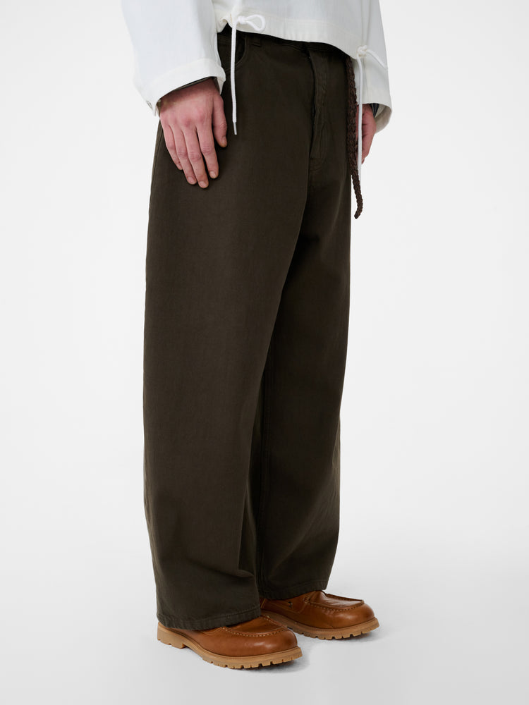 PAOLO DENIM PANT IN PEAT
