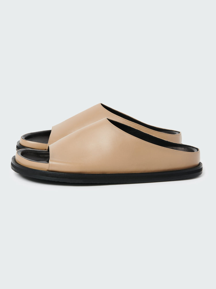 WOMEN'S SPRING SANDAL IN OAT