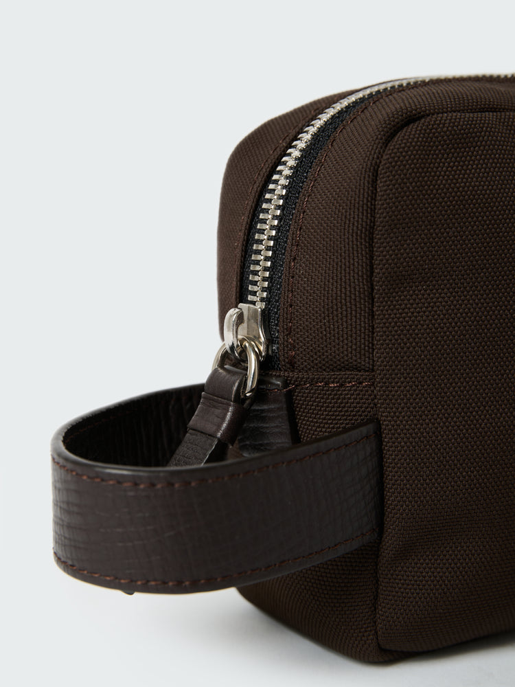 TRANSIT POUCH IN COCOA