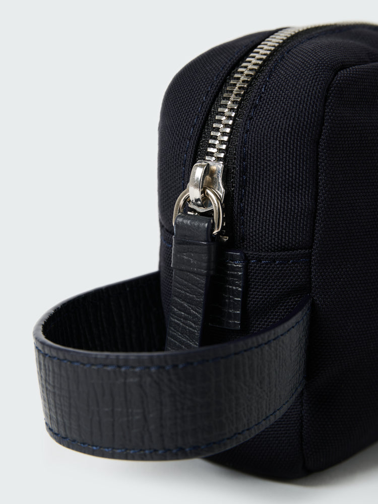 TRANSIT POUCH IN DARKST NAVY