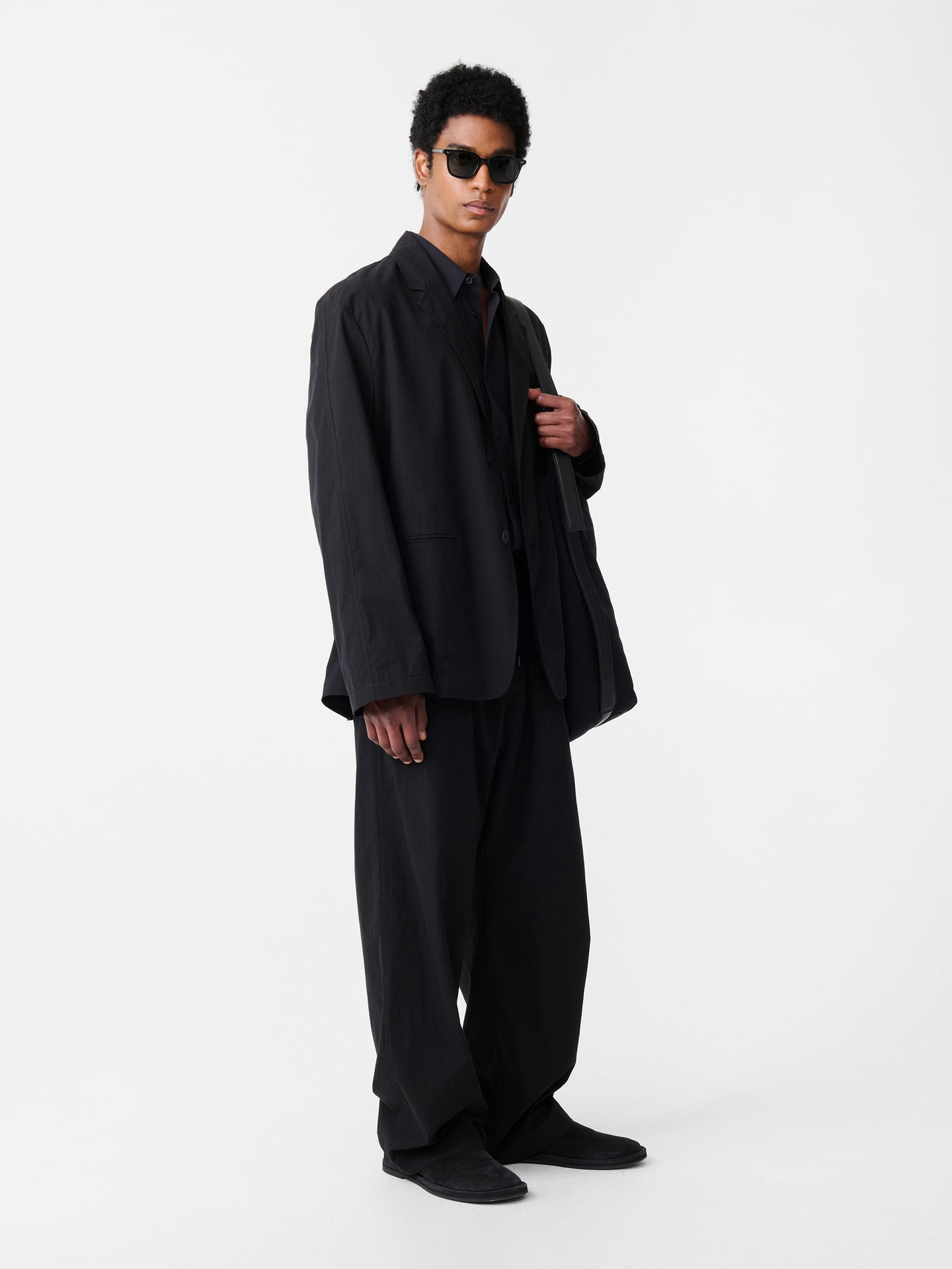 TROW PANT IN BLACK