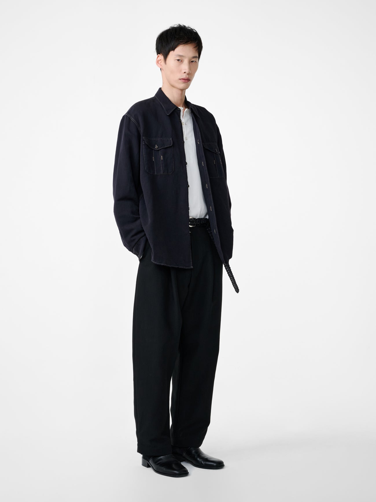 TUCK COTTON PANT IN BLACK