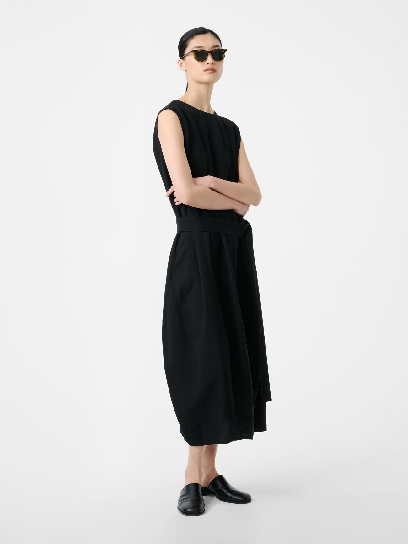 WOLD DRESS IN BLACK