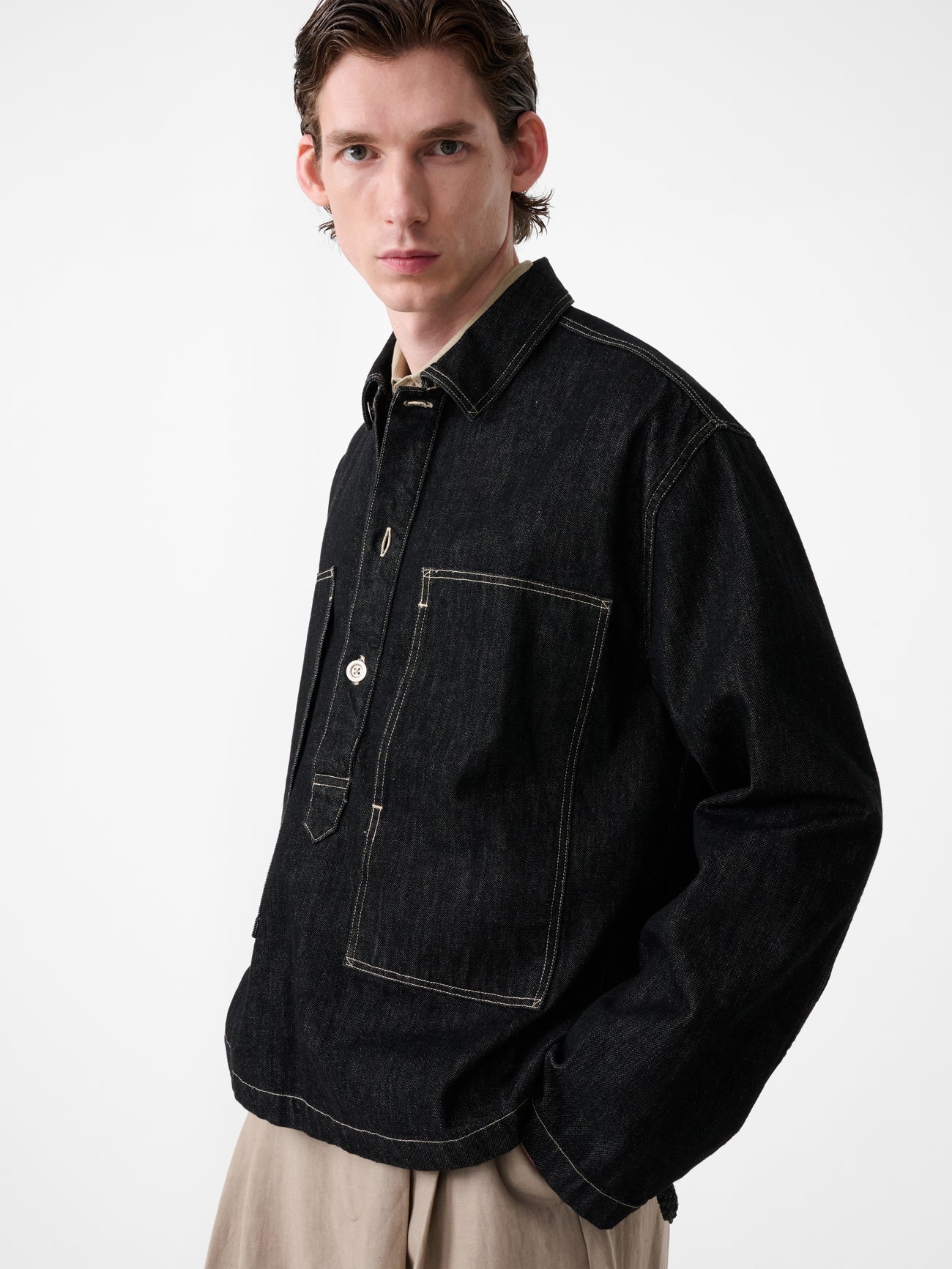 YORK POPOVER DENIM SHIRT IN BLACK / WHITE WEFT